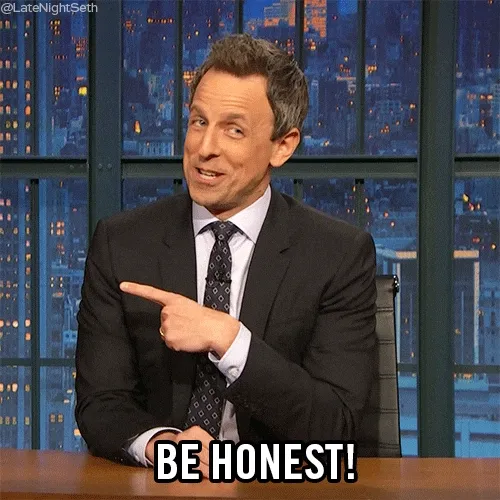 GIF Seth Meyers expliquant avec des gestes